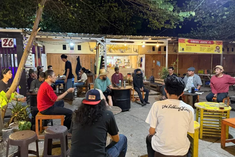 Senirupa Makassar di Bawah Bayang-Bayang Biennale yang Melenceng