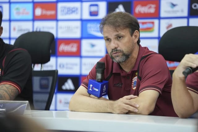 Kerusuhan Sosial Berimbas ke Sepak Bola, Souza : Indonesia Tidak Pantas Alami Ini