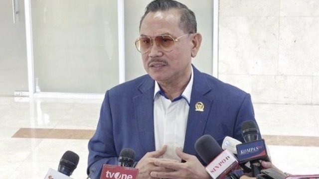 Frederik Kalalembang Kritik Pencopotan Kapolres Belawan: Keputusan Terlalu Dini!